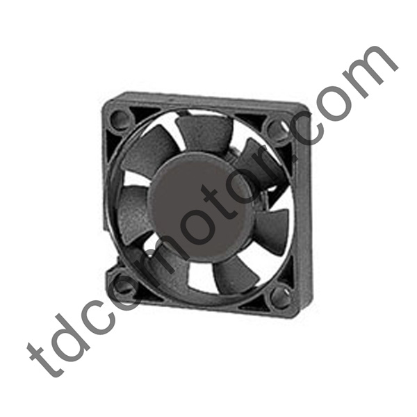 Axiálny ventilátor DC 30x30x10 YZ-3010D s guľkovým ložiskom