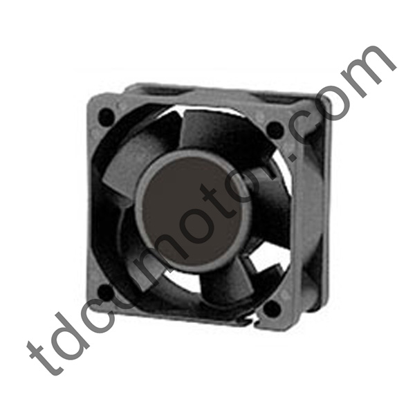 Axiálny ventilátor DC 40x40x20 YZ-4020D s guľkovým ložiskom