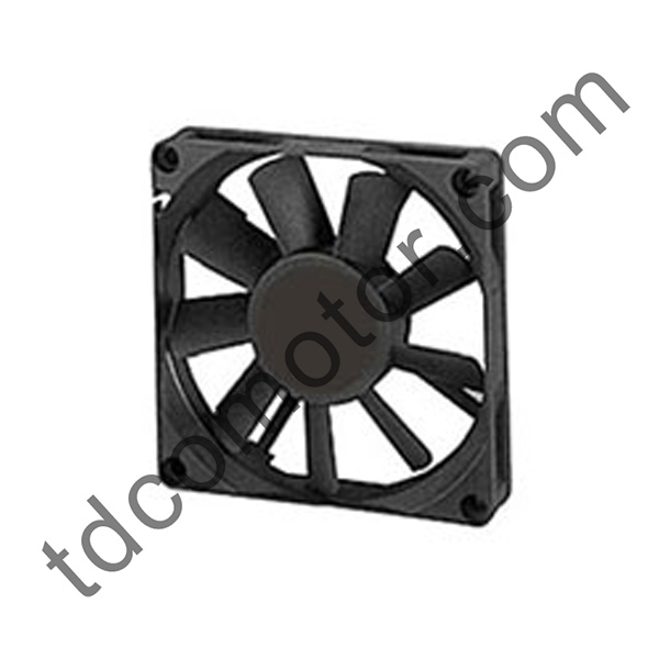 Axiálny ventilátor DC 80x80x15 YZ-8015D Guľkové ložisko s puzdrom