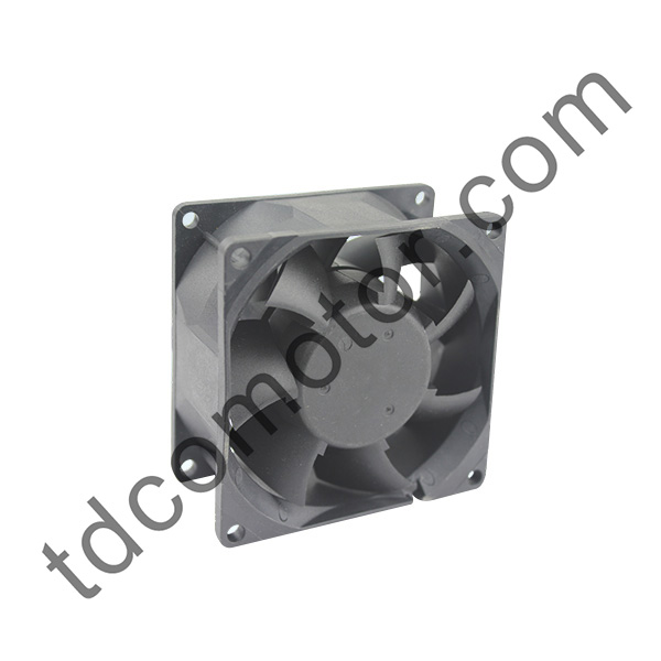 EC Axiálny ventilátor 80x80x38 YZ-8038